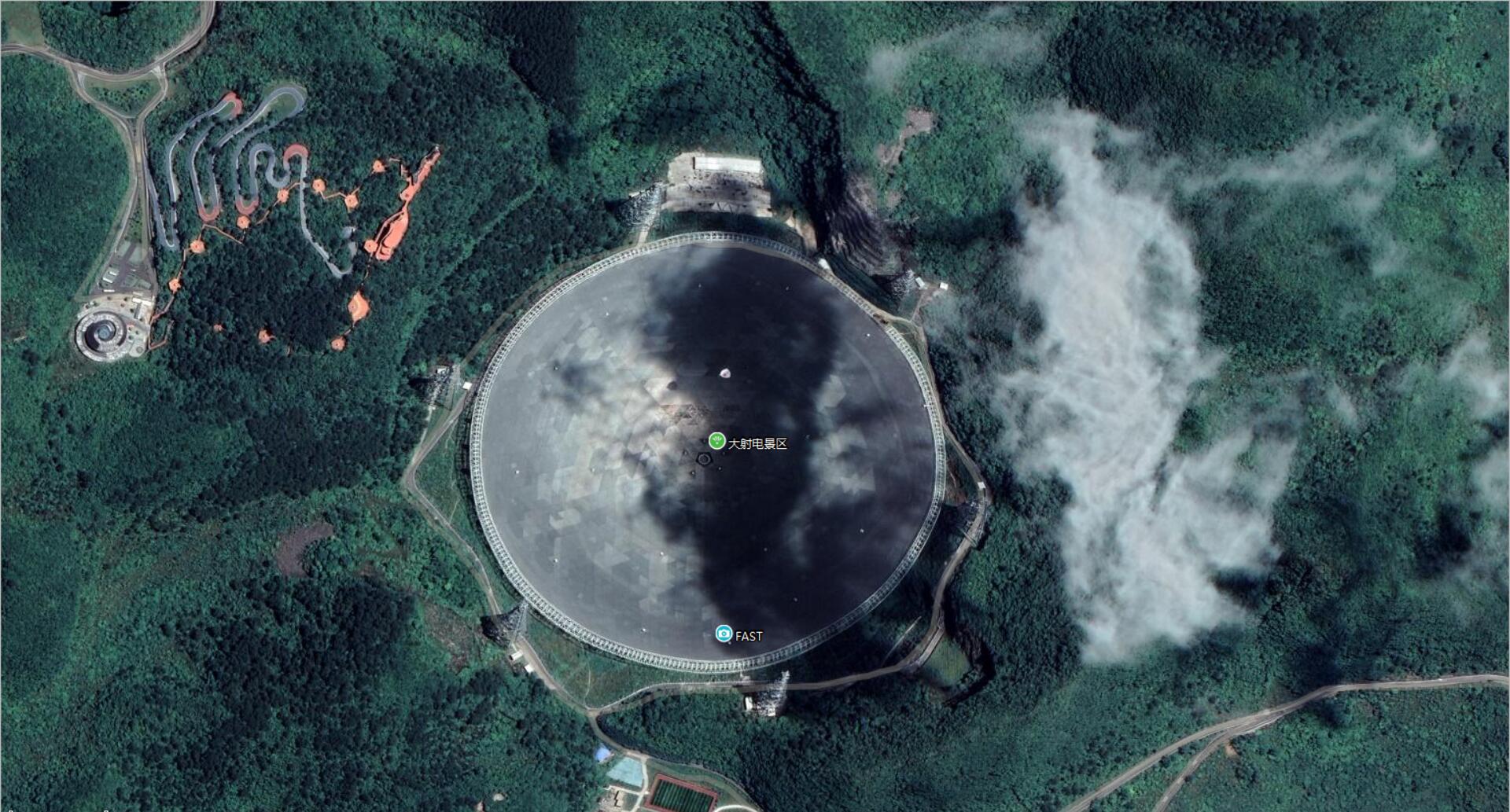 从卫星地图一览，建设中国天眼的贵州平塘到底是怎样的地方？